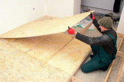 Qui contacter pour l'isolation de plancher
