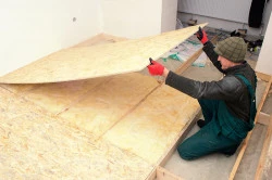 Qui contacter pour l'isolation de plancher  